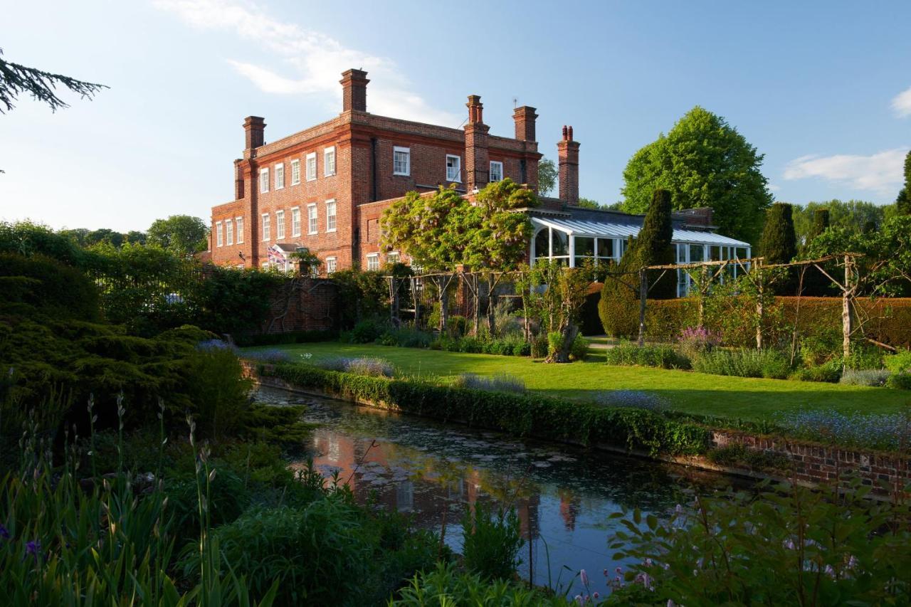 Champneys Henlow Екстер'єр фото