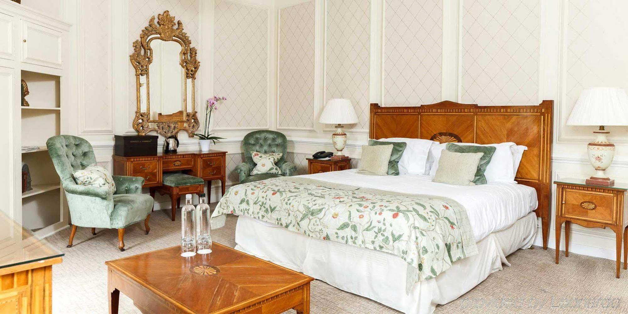 Champneys Henlow Екстер'єр фото